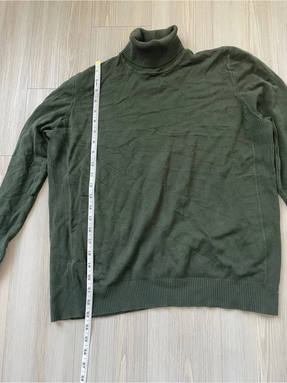 Joseph Men's Forest Green Turtleneck Sweater